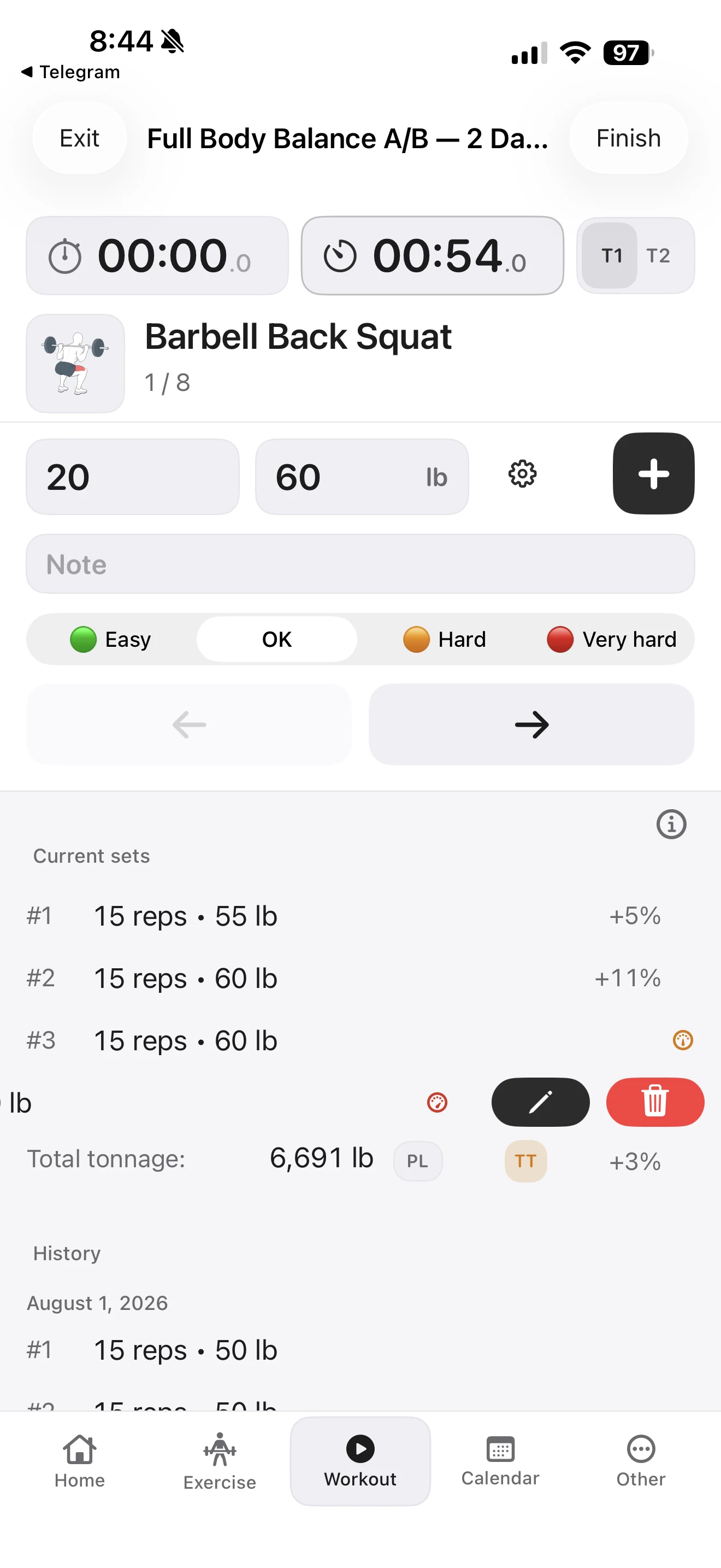 Fitness Karma active workout with the fourth current set, 20 reps at 60 lb, swiped left to reveal pencil edit and trash delete buttons.